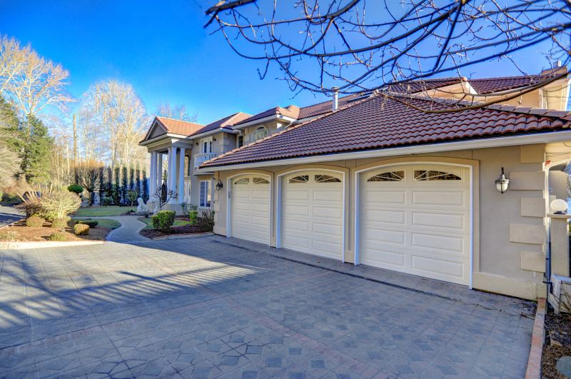 Garage Stucco Repair in Roseville, CA